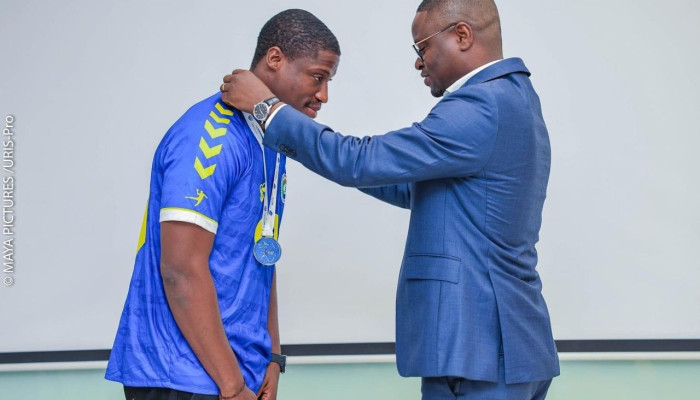 FLOWERS CNSS : Vice-champion d’Afrique accueilli par le Ministre des Sports